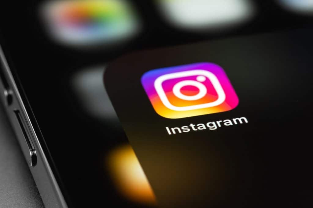  Instagram တွင် သင်၏ stalker ကို ဖော်ထုတ်ရန် မမြင်နိုင်သော စူးစမ်းလိုစိတ် ၃ ခု