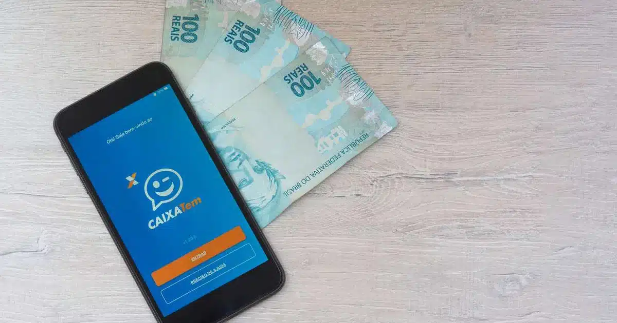  Caixa Tem mempercepatkan pengeluaran sehingga R$ 1,000 untuk benefisiari: Siapa yang boleh menerimanya?