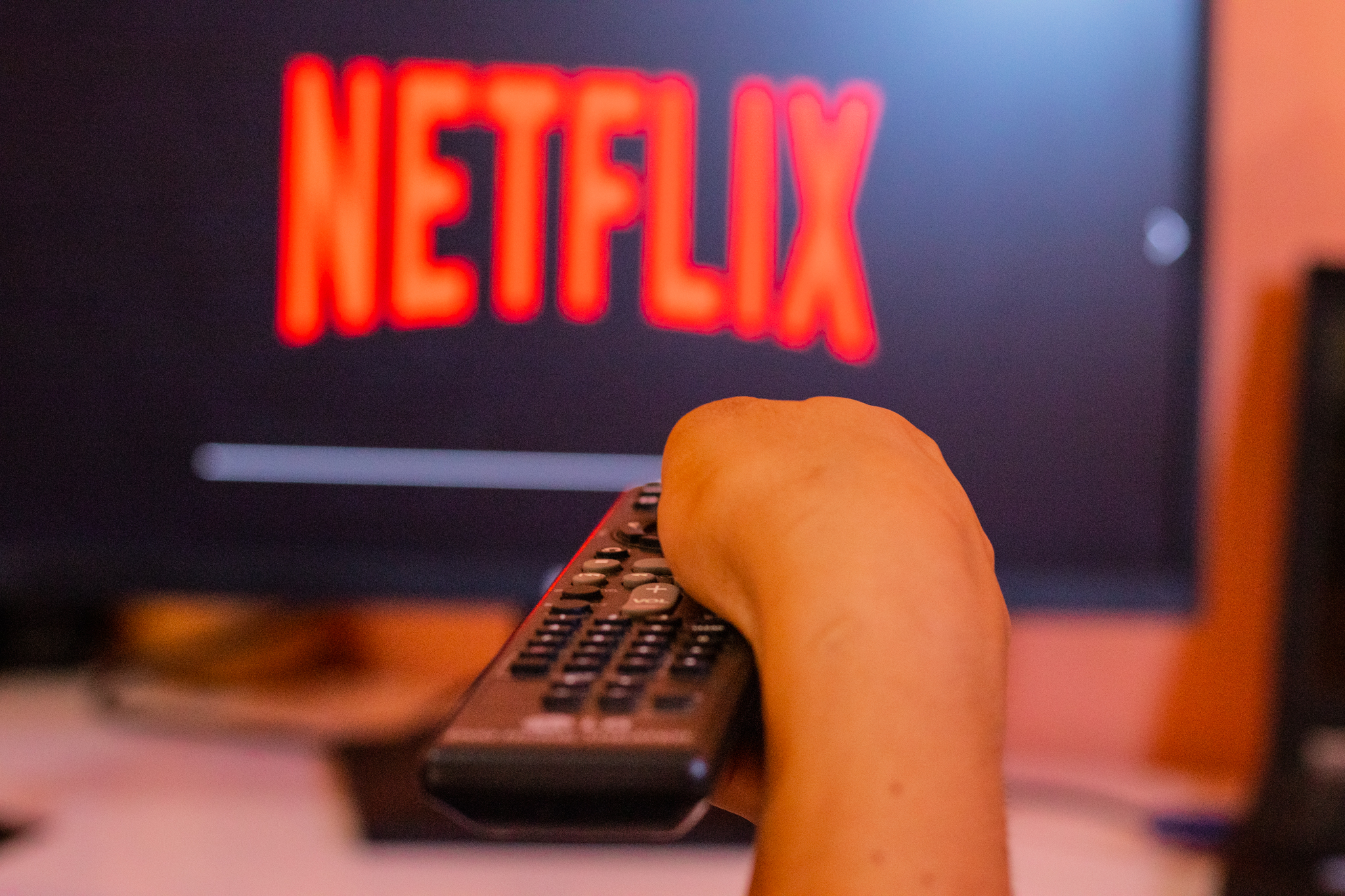  Kontuz sareko iruzur berriarekin, Netflix-en izena erabiltzen duena eta YouTube-n iragartzen duena